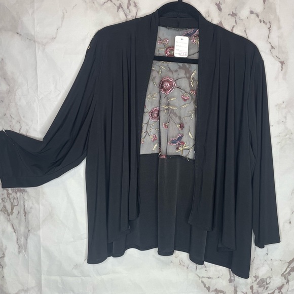 Black floral cardigan - Picture 2 of 4